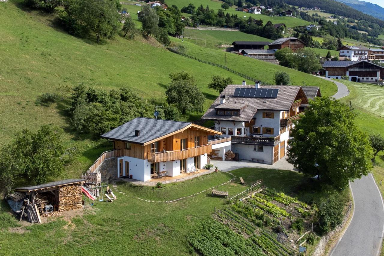 Hauserhof Chalet In Villanders - Moderne Wohnungen Mit 2 Badezimmer Und 2 Schlafzimmer Exterior photo